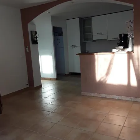 Du Soleil Willa *